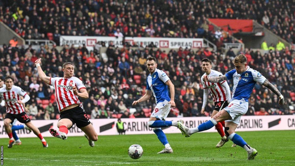 Nhận định soi kèo Blackburn vs Sunderland lúc 22h00 ngày 26/12/2024