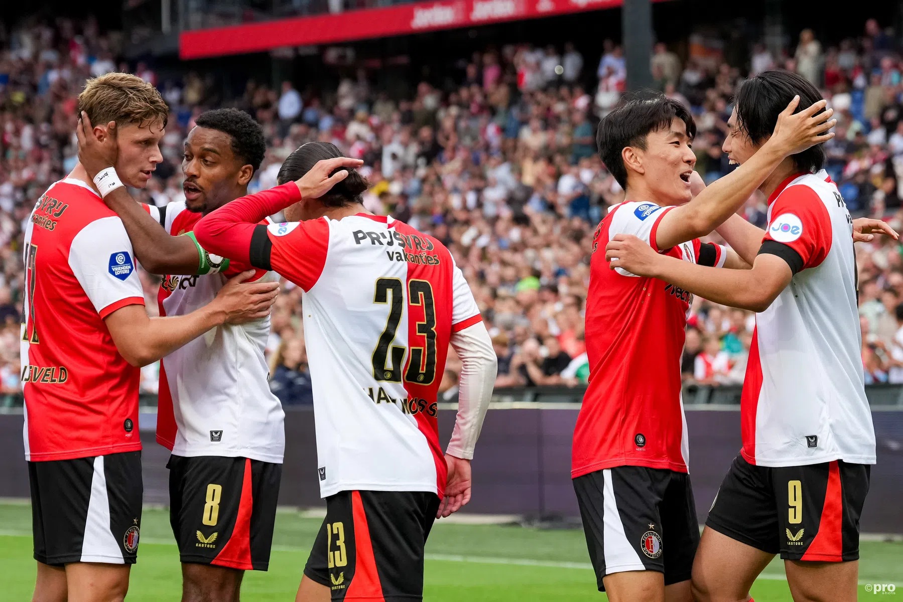 Nhận định soi kèo Feyenoord vs Fenerbahce lúc 02h00 ngày 7/8/2025