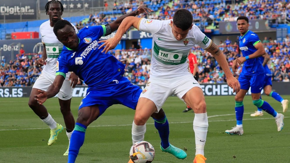 nhan-dinh-soi-keo-getafe-vs-elche-luc-03h00-ngay-29-11-2025-1